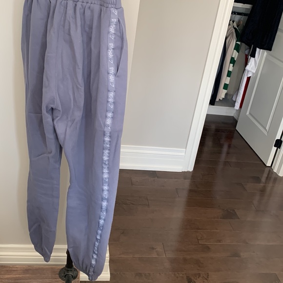 Purple Gym Shark Lounge Pants - Medium - Picture 3 of 3